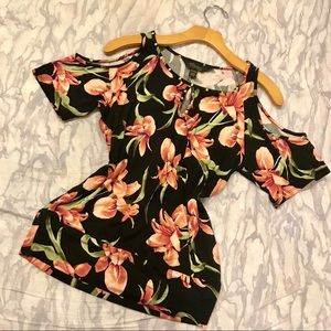 🆕 Thalia Sodi®️XS Floral Top